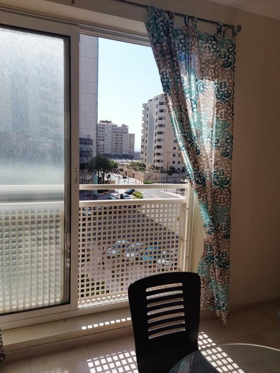 Central One Bed Apartment, Sleeps 4 With Roof Top Pool. Gibilterra Esterno foto